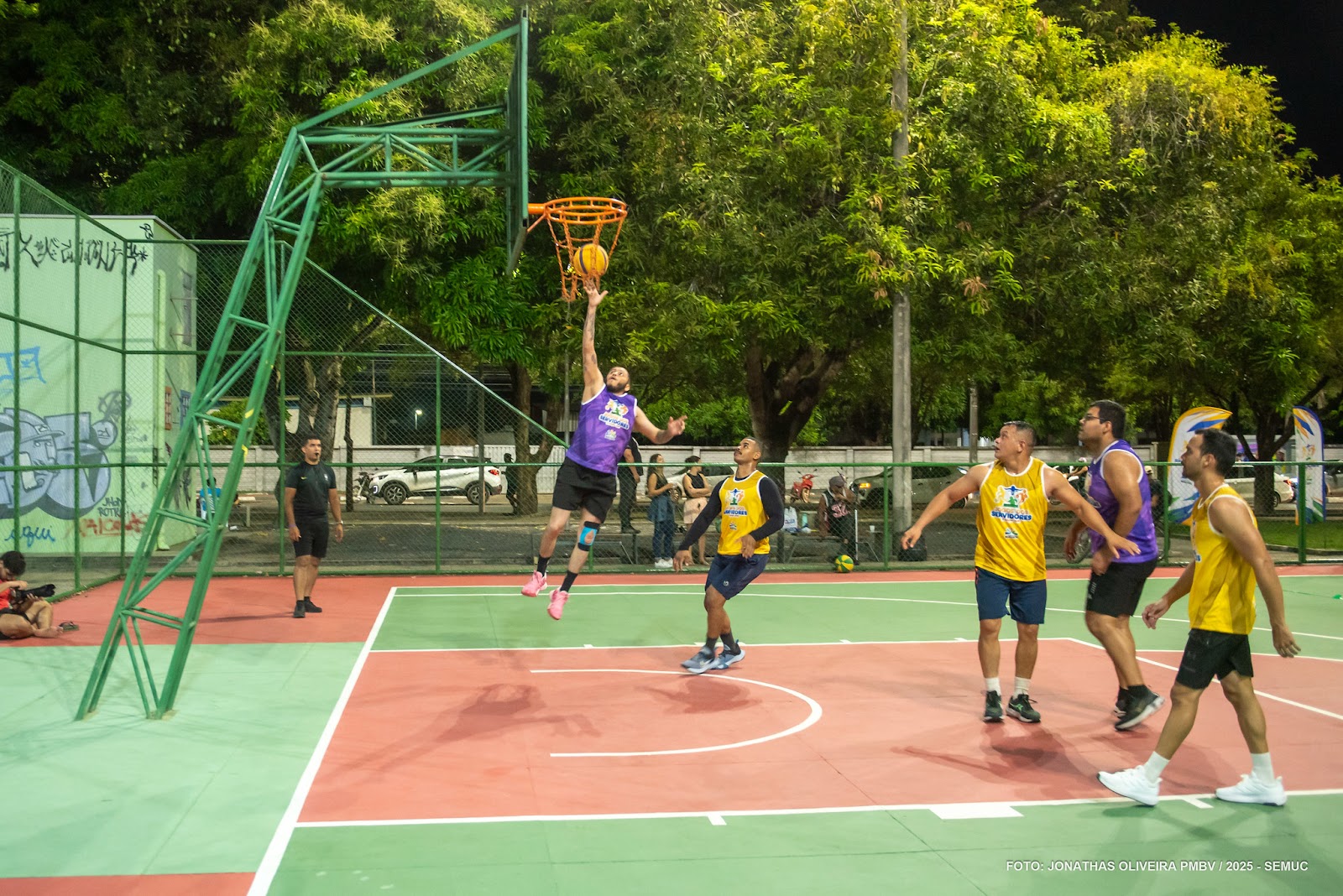 Servidores municipais participam de atividades esportivas durante os Jogos dos Servidores em Boa Vista
