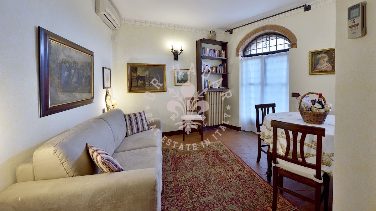 קסטלו דלי סטנדארדי (Castello degli Stendardi) — 30