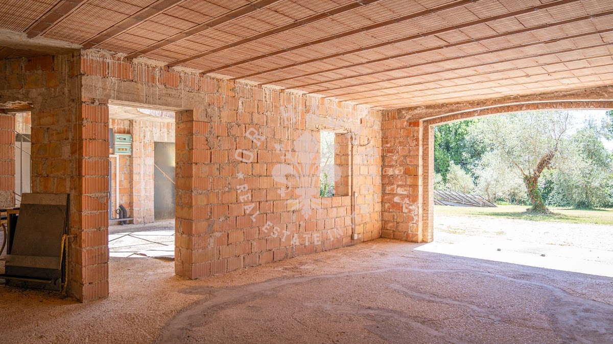 קזאלה פיאן דל'ארה (Casale Pian Dell'Ara) — 90