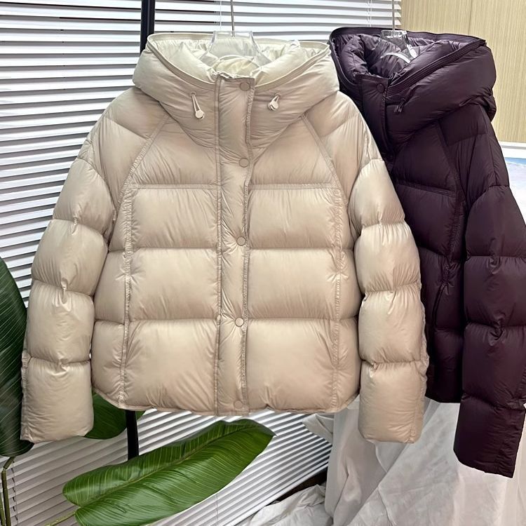 Short women's puffer jacket in Korean style