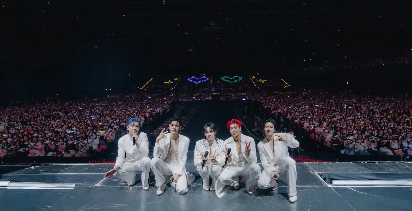 “PERSES UNCENSORED CONCERT” ปลดล็อกทุกตัวตนแบบไม่มีกั๊ก!  5 หนุ่ม PERSES โชว์ศักยภาพรอบด้าน จัดเต็มทุกโชว์สุดพลัง เปิดทุกมุมที่ไม่เคยเห็น ภาพที่ 42
