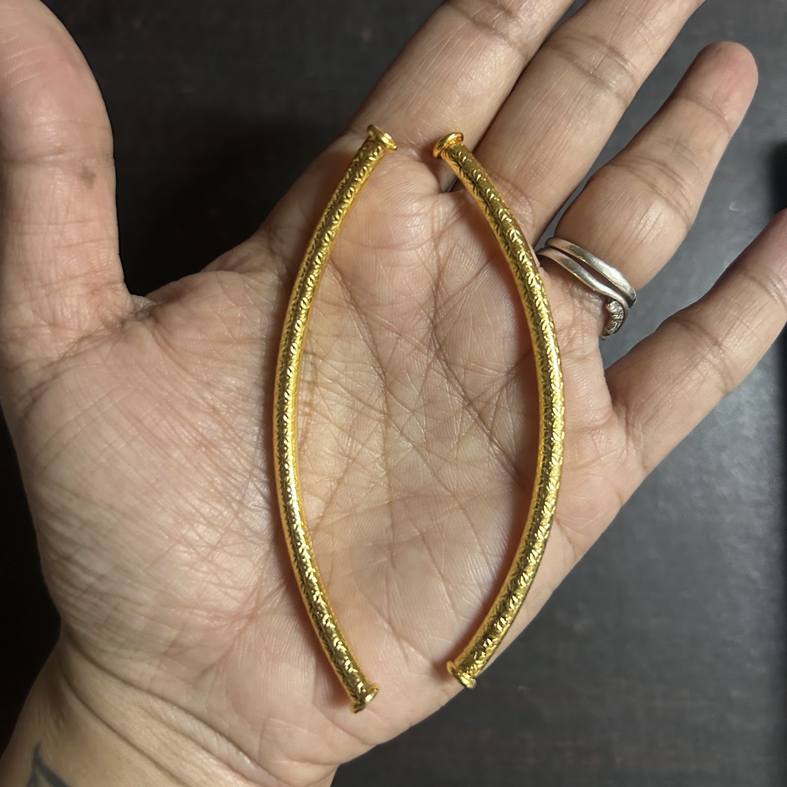 Gold Pipe Left Right-PAIR sari