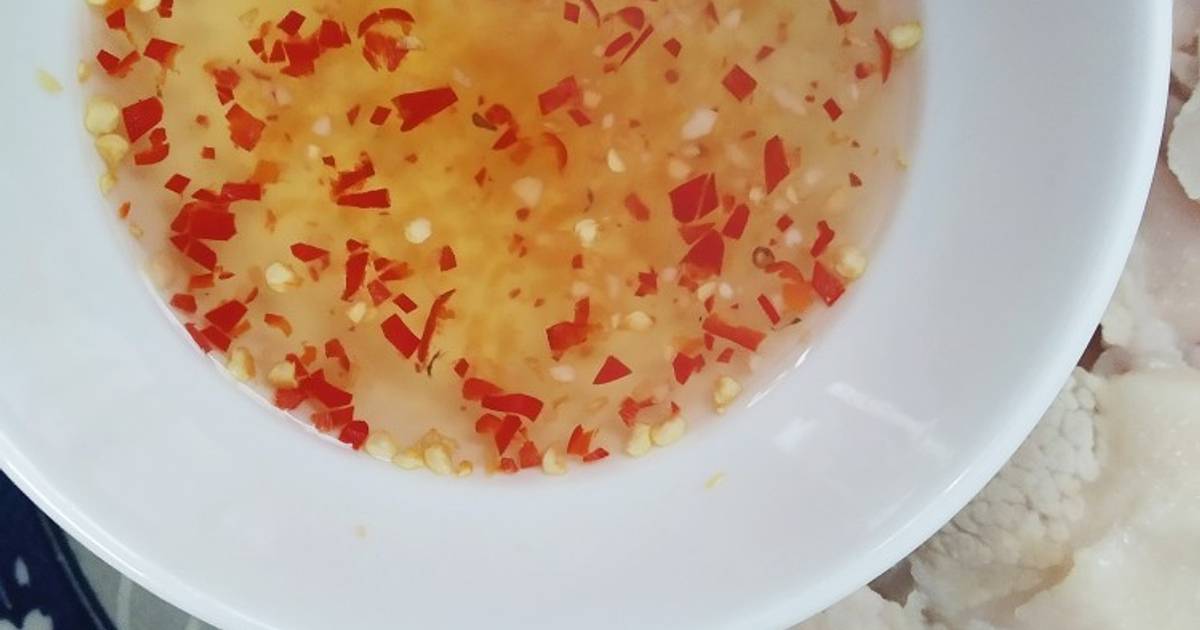 Thịt luộc chấm nước mắm chua cay