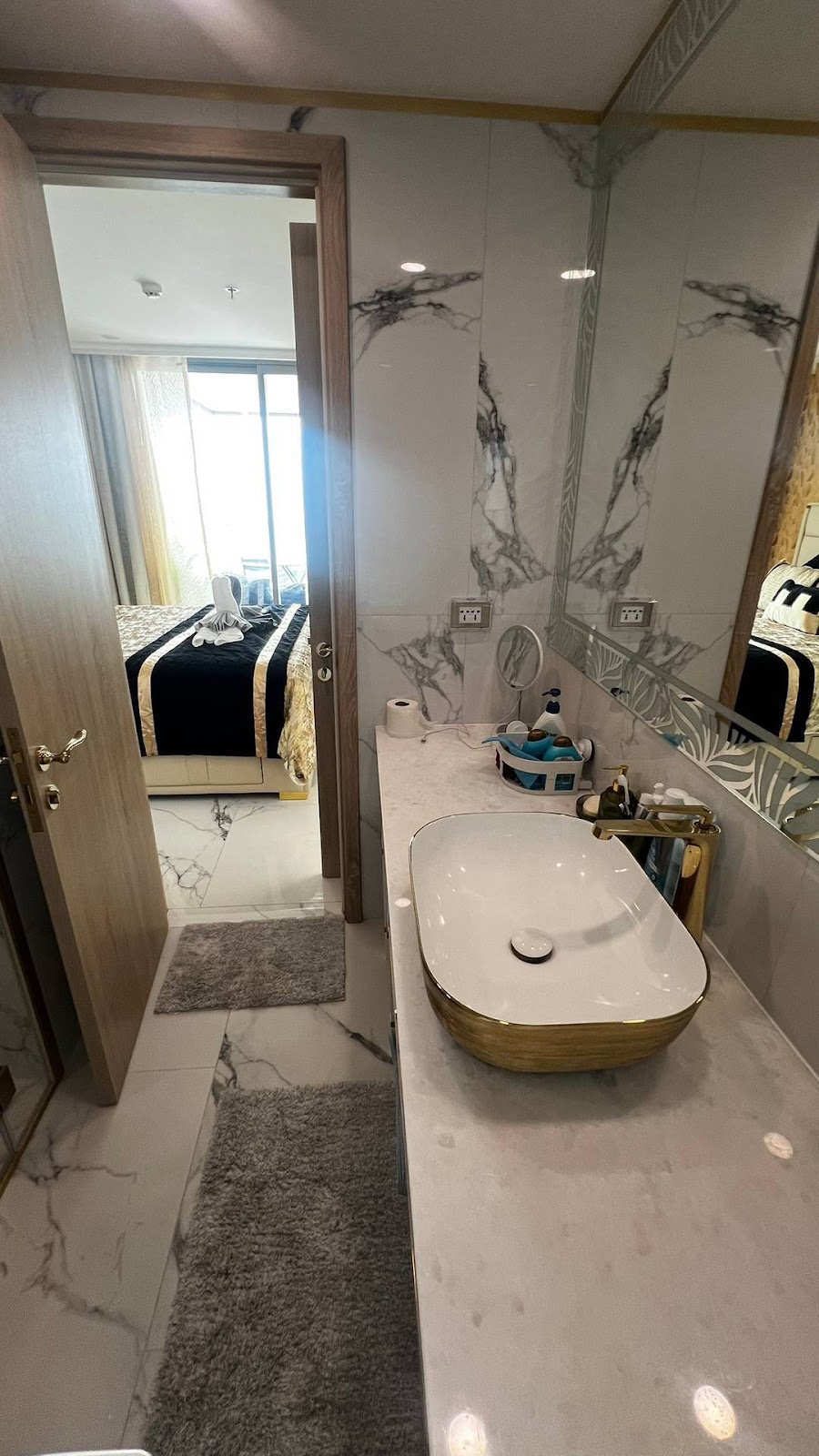 Espana Condo - 2 Bed, Floor 5 7