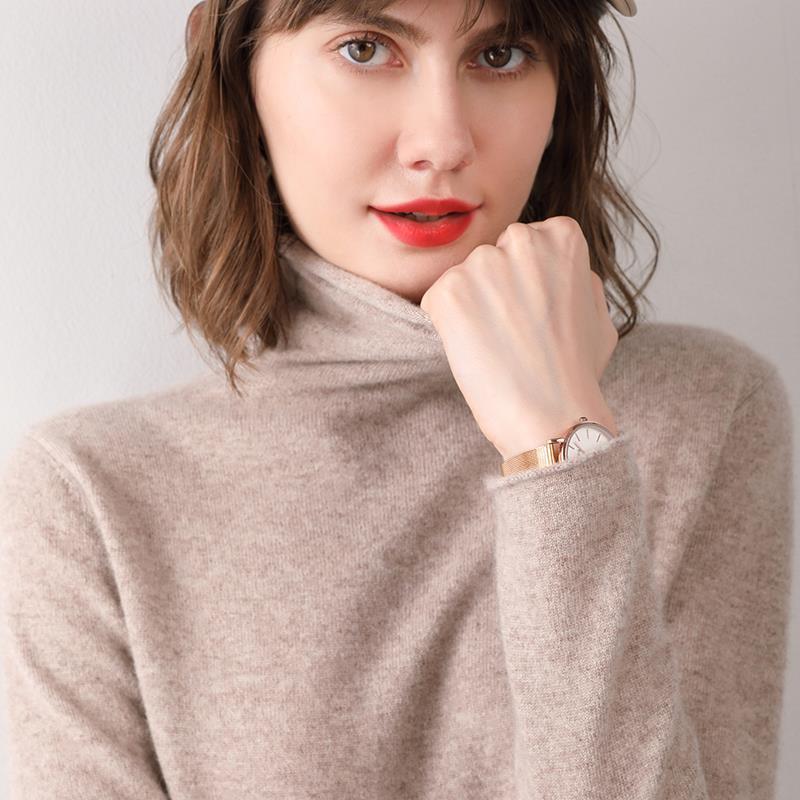 Women's wool sweater with stand-up collar made of pure wool