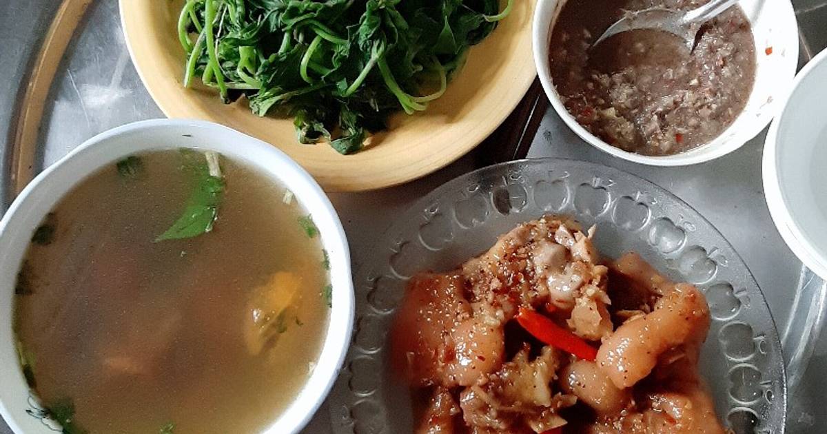 Giò heo kho nước dừa