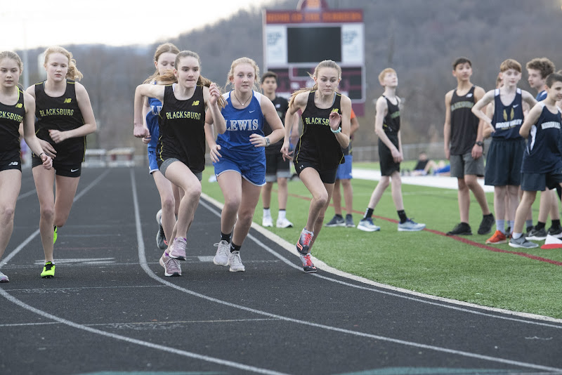 Photo from MS: Track & Field of Ele Norton