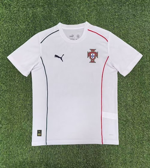 25-26 Portugal T-shirt Blanca.jpeg