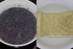 Hạt é rửa sơ, ngâm nước cho nở. Gelatin ngâm với nước lạnh. Đường trộn với bột rau câu. Hòa bí ngô với 1,3 lít nước, sau đó rây qua rây để loại bỏ xơ.