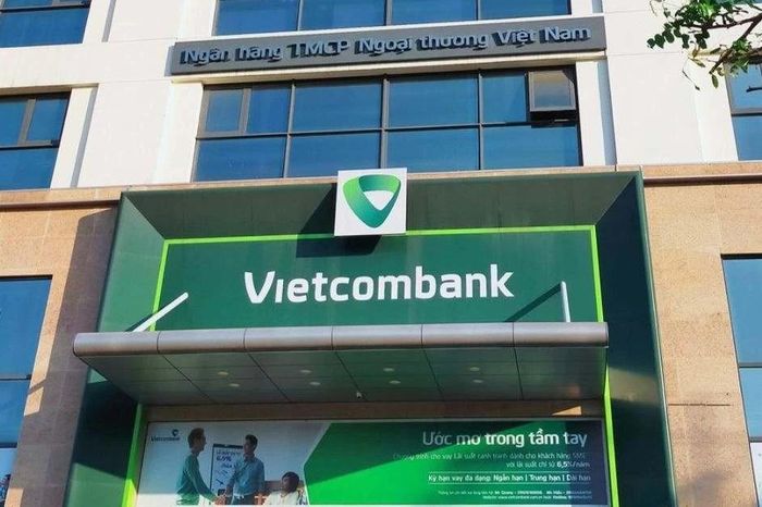 [SPOTLIGHT] Thanh tra cảnh báo đòn bẩy tài chính, rủi ro dòng tiền tại Vietcombank Hội An - Báo Tri thức &amp; Cuộc sống