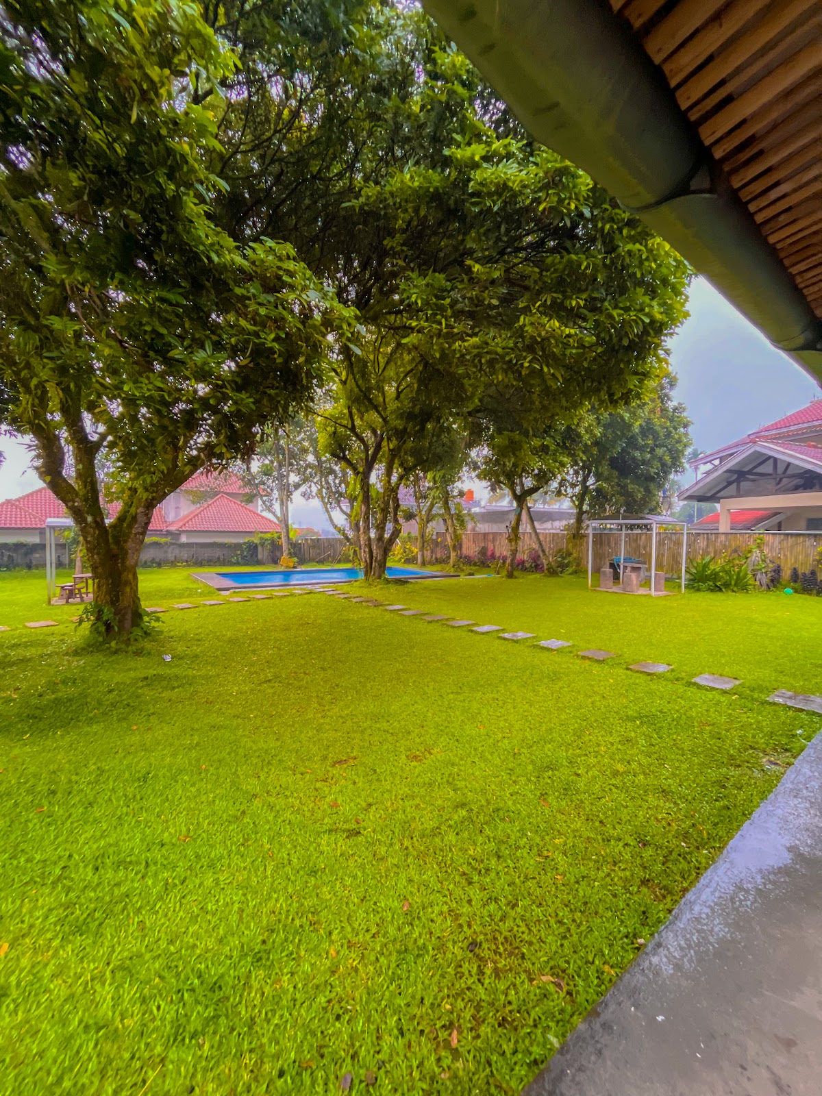Villa Anasera by Astatura in Cisarua, Bogor — photo 10