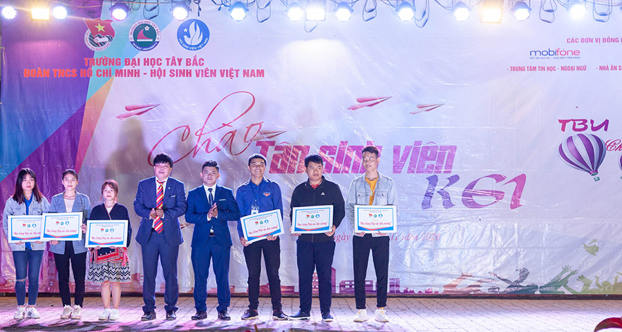 Chương trình "Chào tân sinh viên K61"