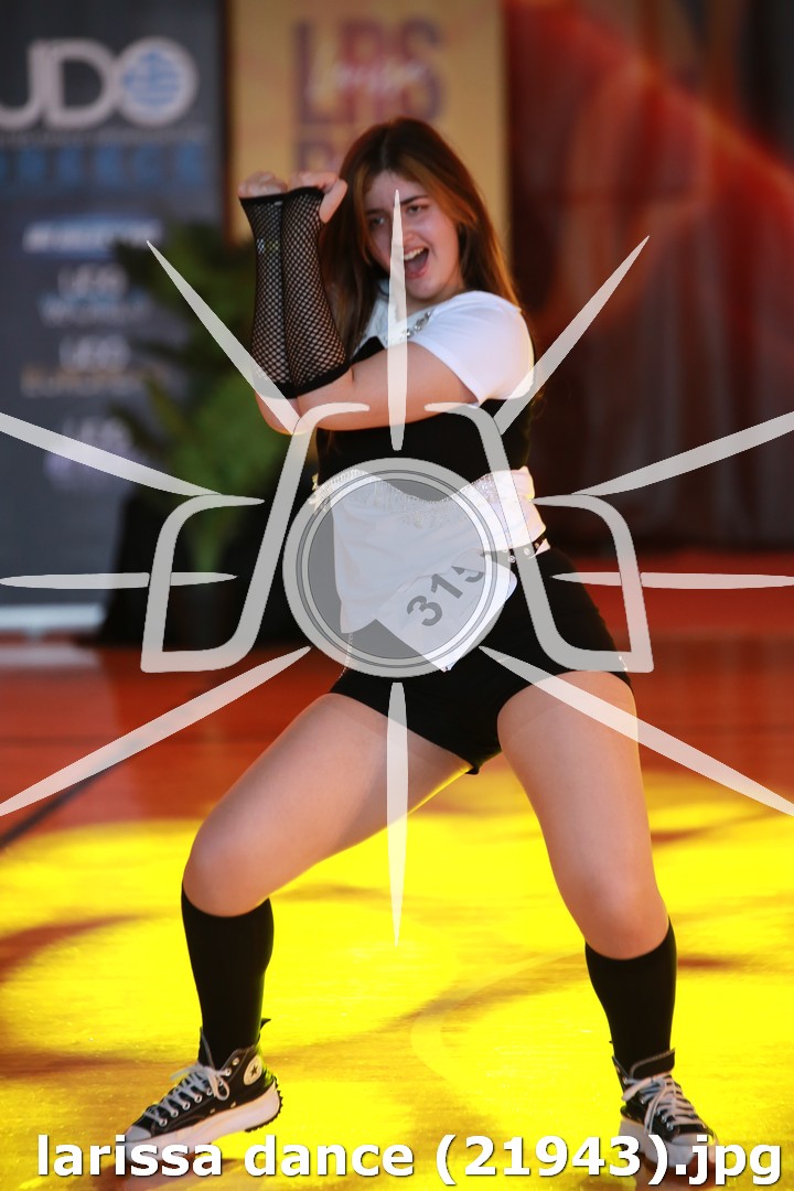 larissa dance (21943).jpg