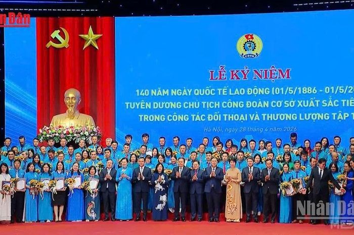[Video] Tập trung nâng cao năng suất lao động và tăng trưởng hai con số - Báo Nhân Dân