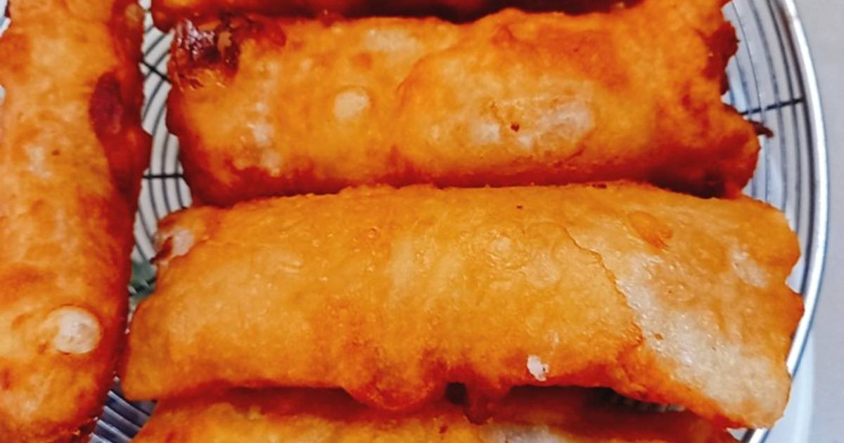 Chuối cuộn bánh tráng chiên giòn