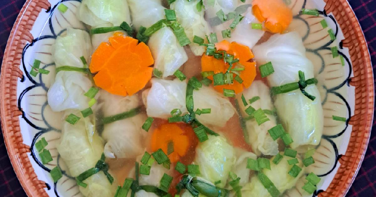 Canh bắp cải cuốn thịt bằm