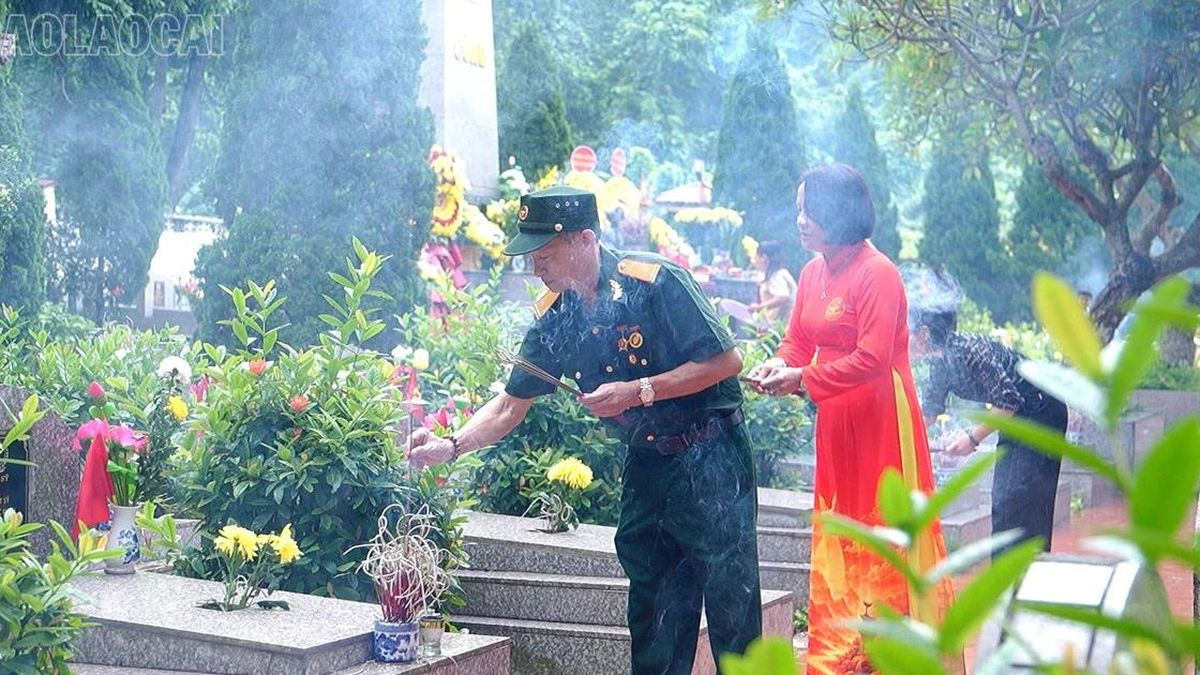 Muôn trái tim hướng về các anh hùng, liệt sĩ - Báo Lào Cai