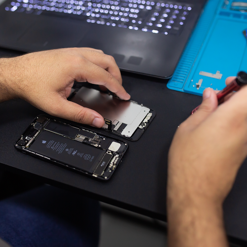 Técnico Smart iPhones - Reparo de Placa