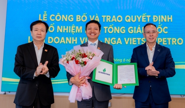 Công bố quyết định bổ nhiệm tân Phó Tổng Giám đốc Vietsovpetro