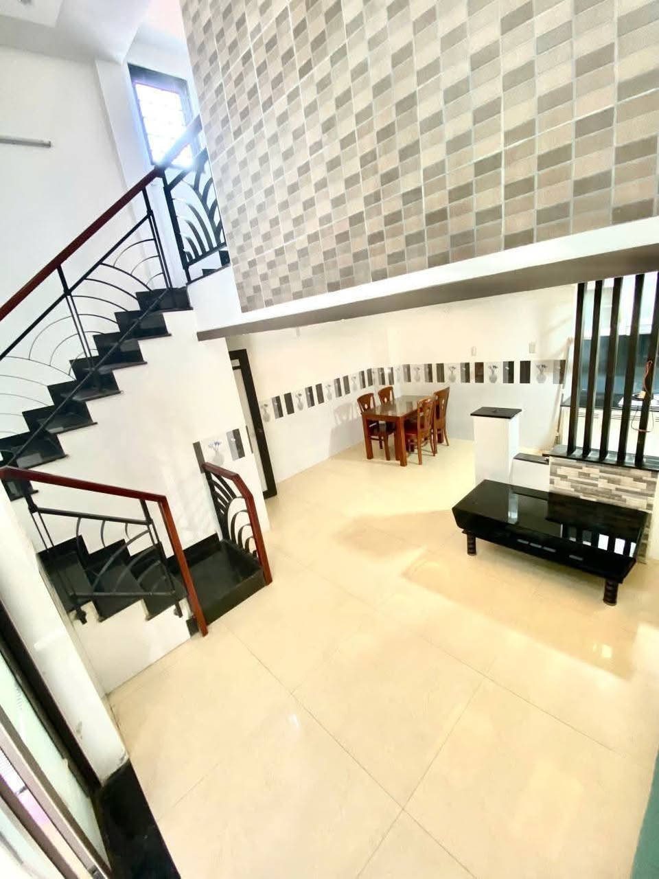 Nhà của chị e, 1 căn nhà nhỏ nhỏ, xinh xinh 3