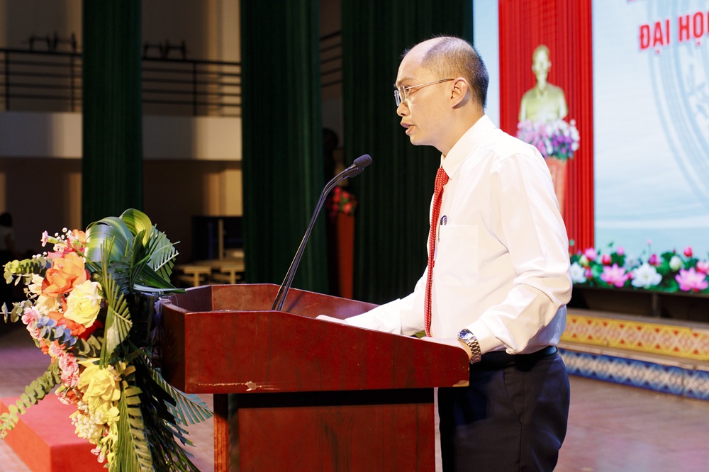 Lễ bế giảng và trao bằng tốt nghiệp đại học, cao đẳng hệ chính quy (đợt 2) năm 2025 tại Trường Đại học Tây Bắc