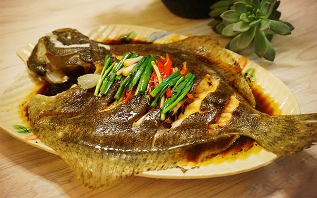 Cá Bơn Hấp Nước Tương