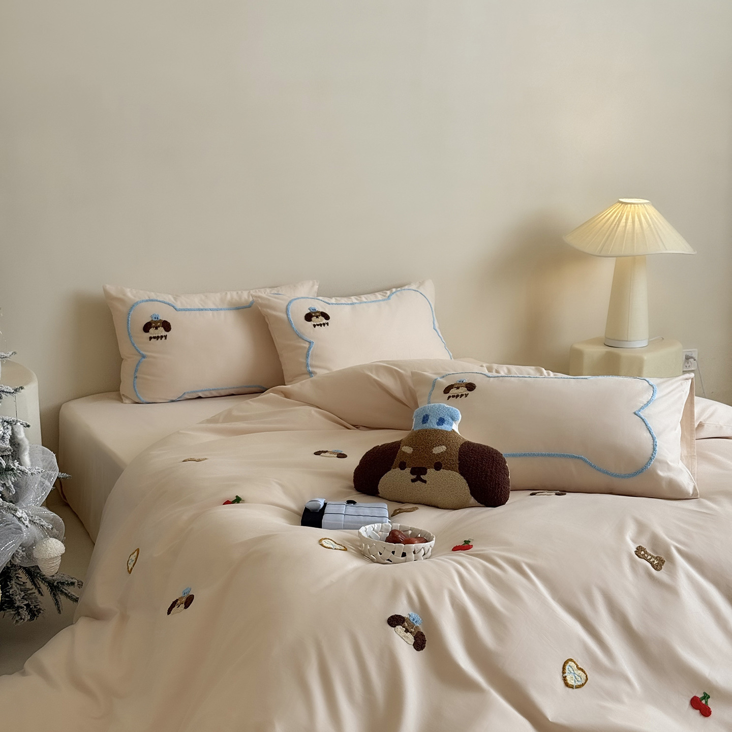 Cotton bedding set with cartoon motif, 4-piece