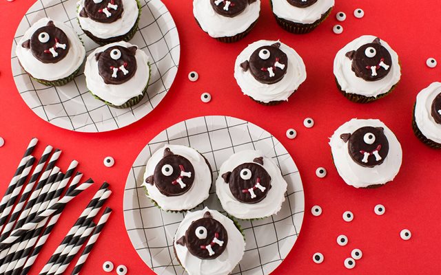 Bánh Cupcake Quái Vật Một Mắt