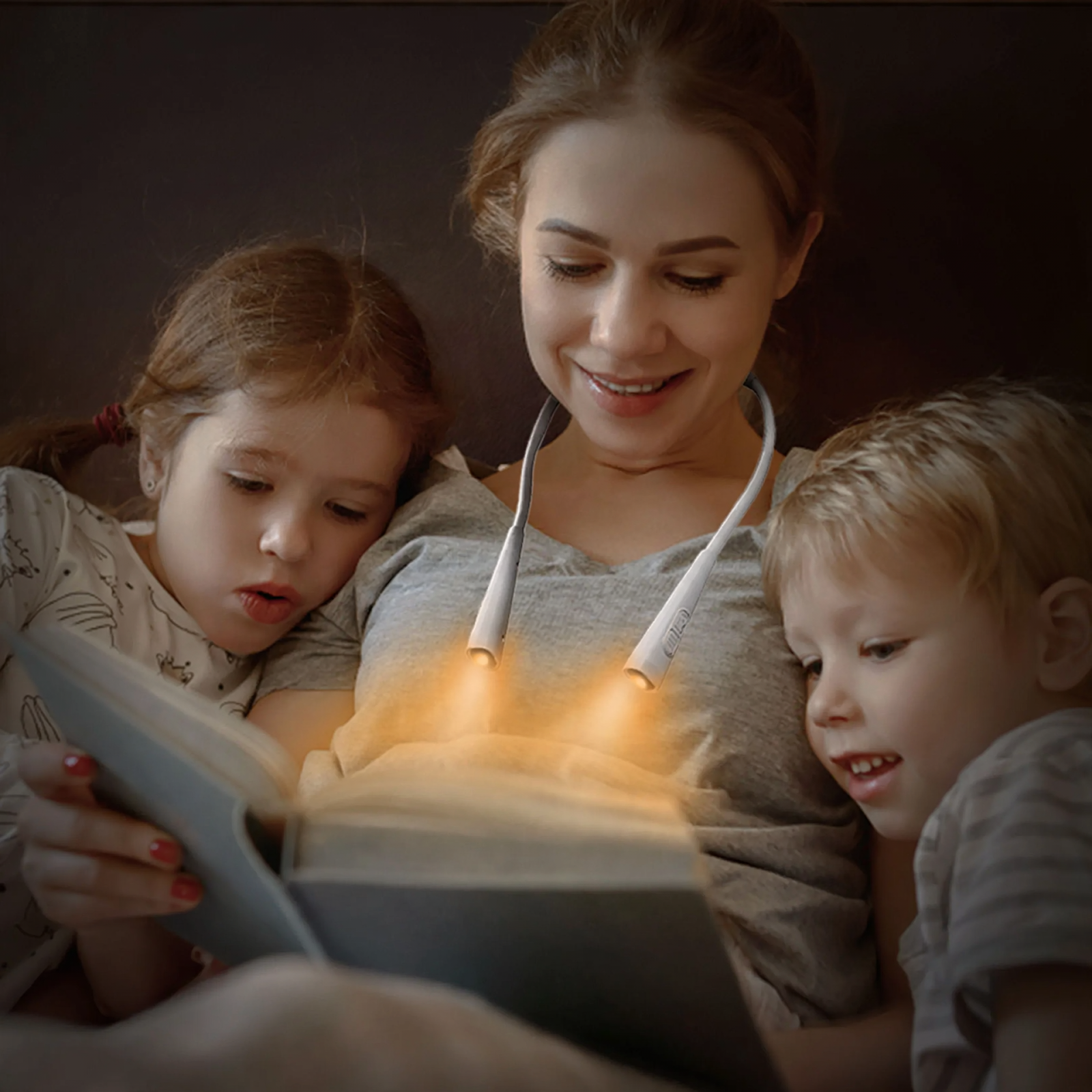 LED neck light for hands-free reading