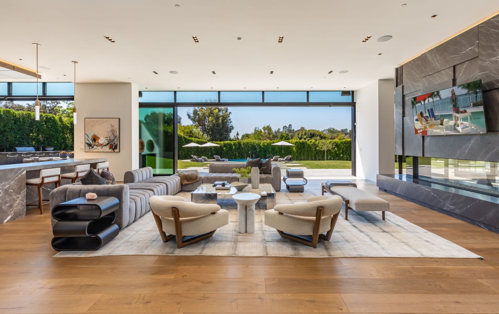 The Holmby Residence — exterior
