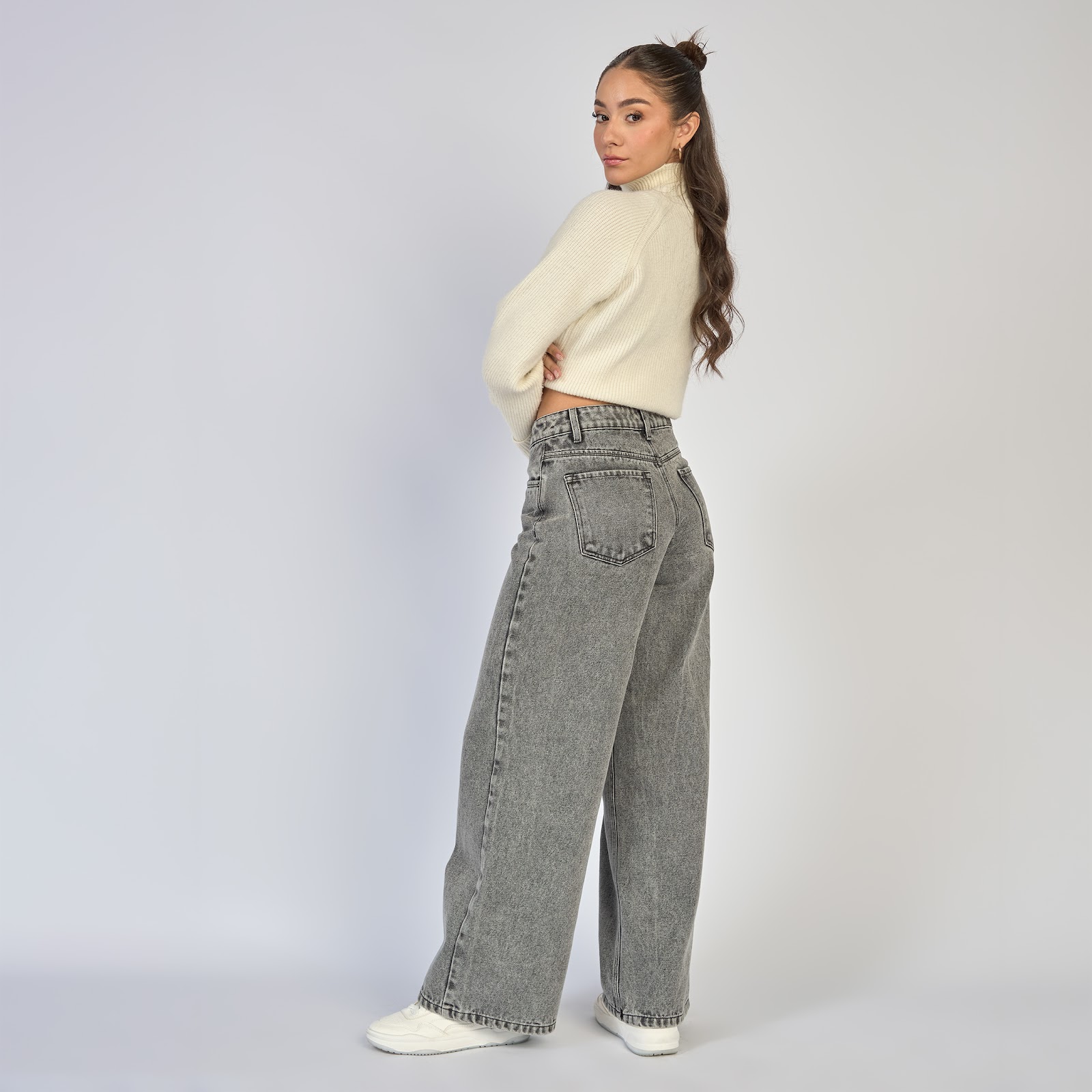 Jean dama wide leg tiro alto rígido, color Gris medio - Vista 3