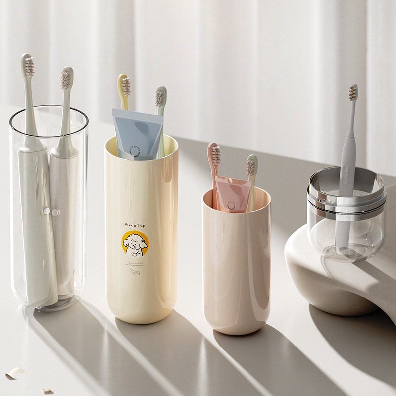 Travel dental care set with storage