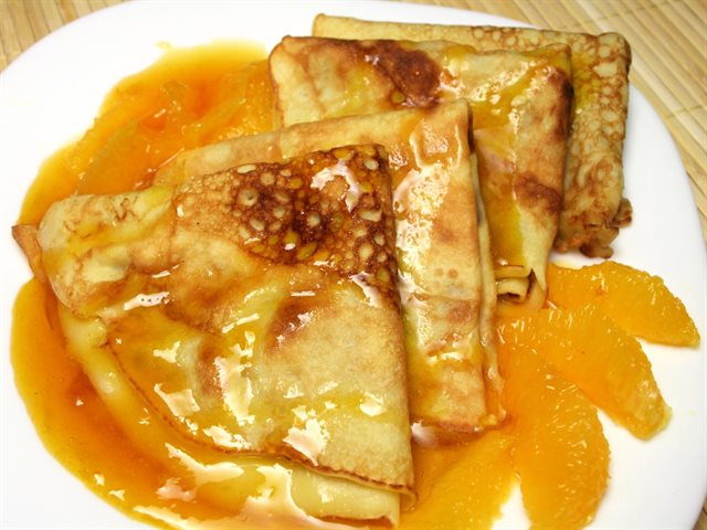 Bánh Crepe Sốt Cam