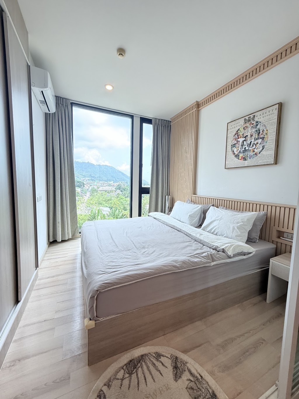 The Base Uptown Phuket · ภูเก็ต