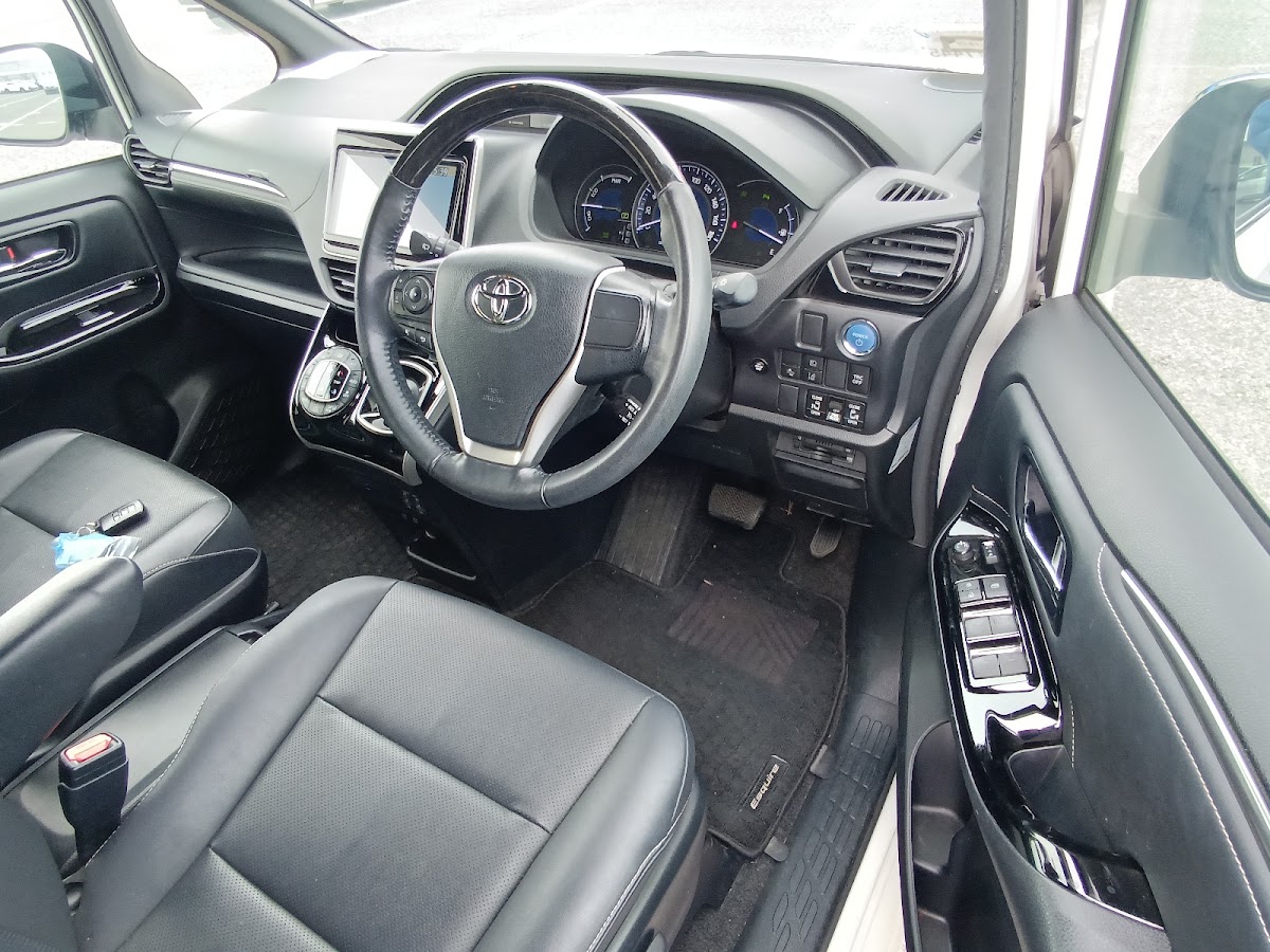 Toyota Esquire