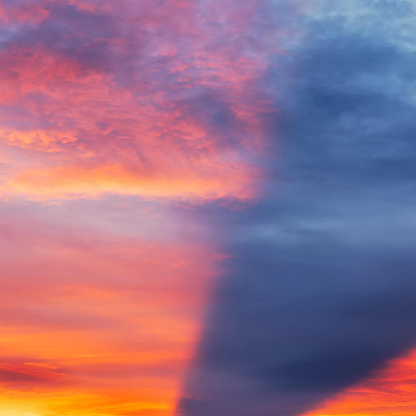 Download Mount Rainier Sunrise Cloud Shadow 5K iPhone