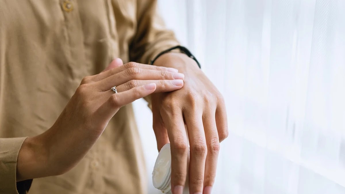 노화 예방을 위한 영양제 종류별 효과와 선택 기준