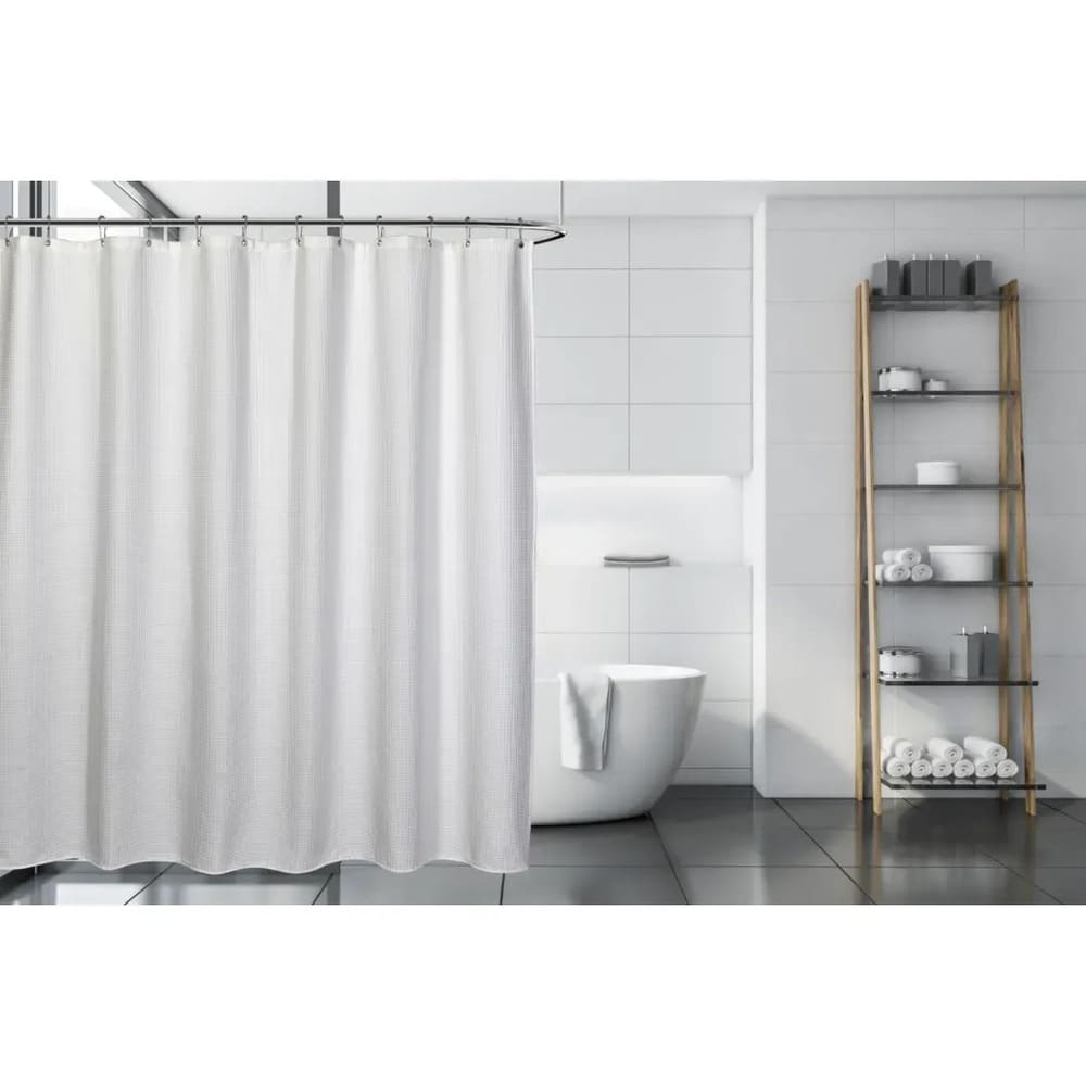 Cortina de baño de poliéster Moda™ Quaker Waffle de 71 x 71 cm color blanco
