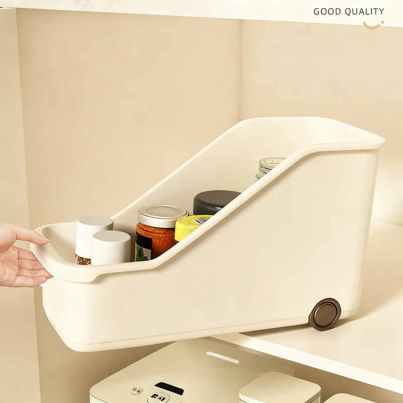 Plastic storage box on wheels, 18 L