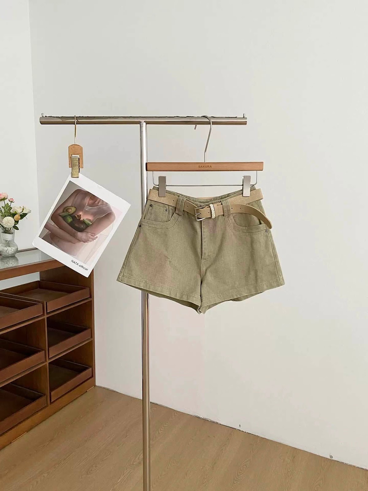Quần short kaki đai đôi 2túi kèm nịt XONXEN SHOP 978 – Image 3