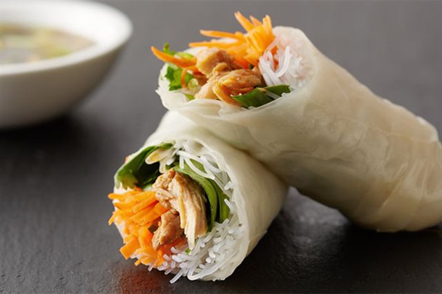 Bún Cuốn Thịt Gà Thanh Mát