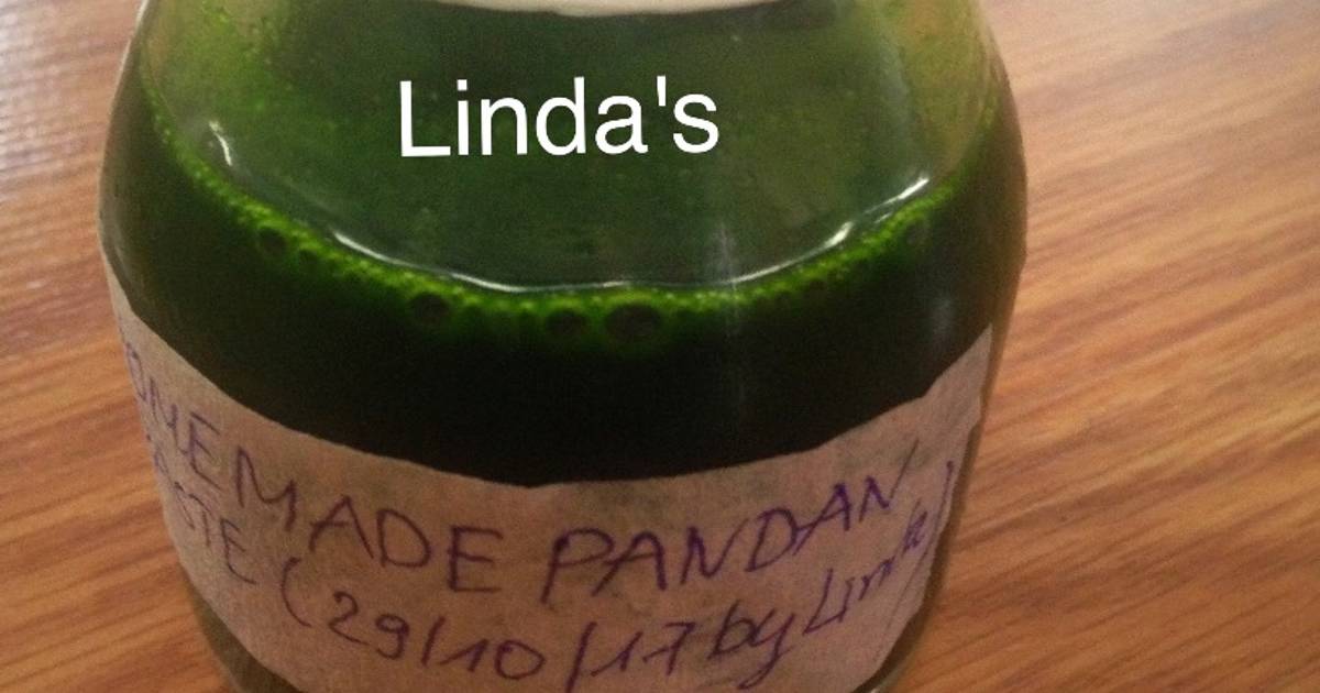 Tự làm chiết xuất lá dứa tạo màu cho bánh! (Homemade Pandan paste)