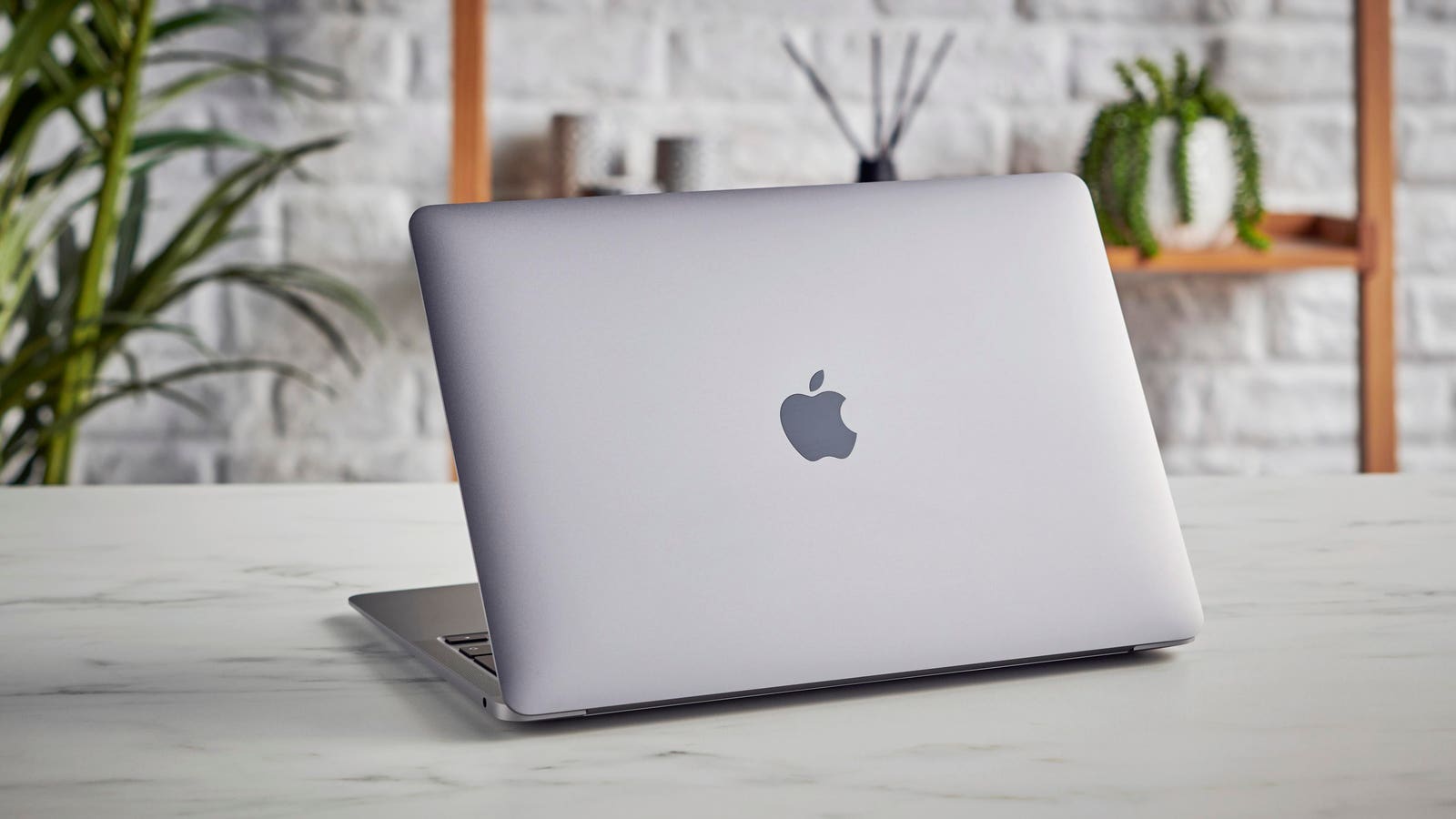 MacBook Neo vs MacBook Air: Rs 50,000 Price Gap, Key Differences Explained