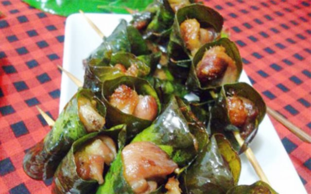 Thịt Xiên Lá Mắc Mật