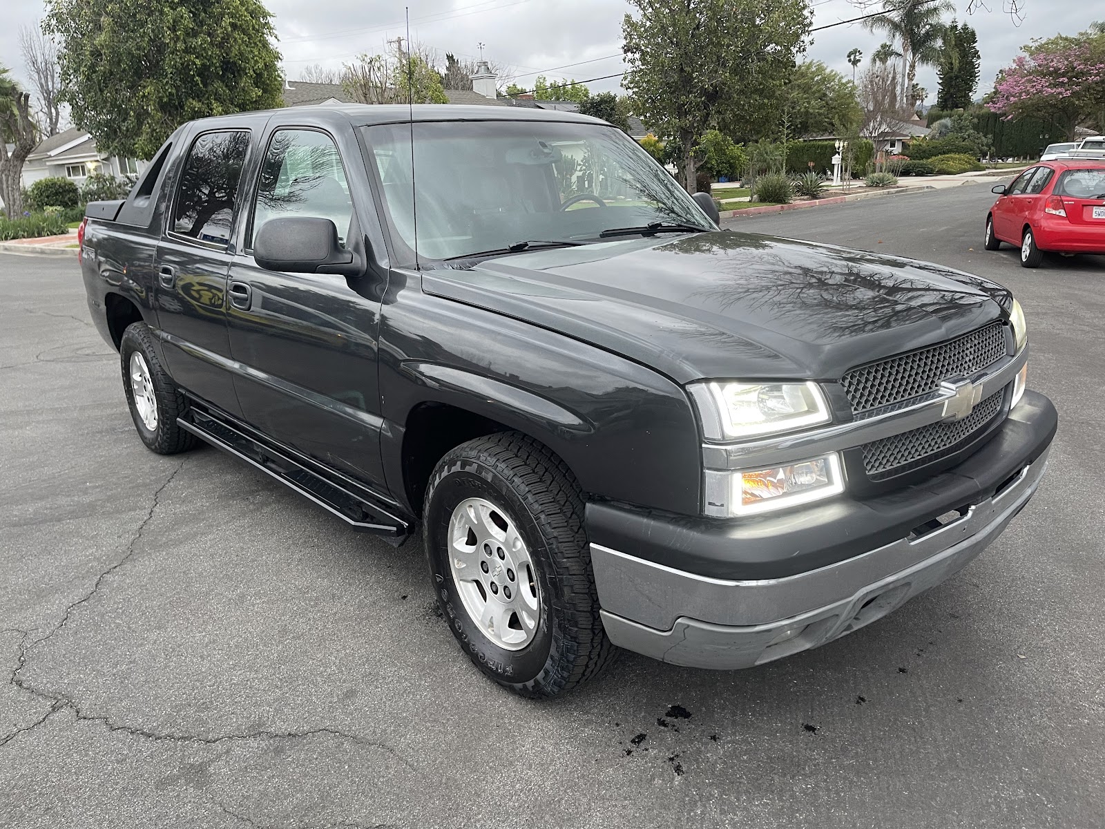 2004  CHEVROLET AVALANCHE