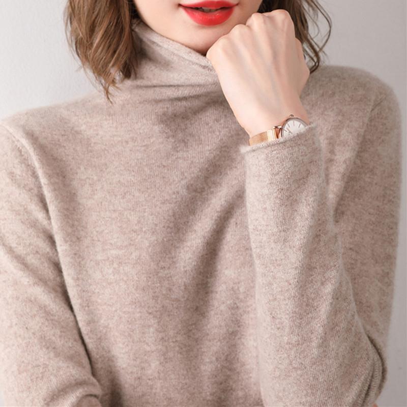 Women's wool sweater with stand-up collar made of pure wool