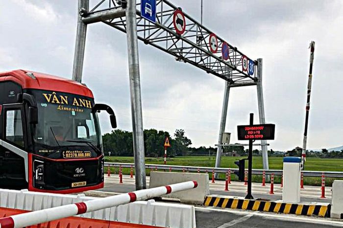 Sau 2 tháng thu phí không barie trên 5 tuyến cao tốc: Hiệu quả đến đâu? - Báo Sức Khỏe &amp; Đời Sống