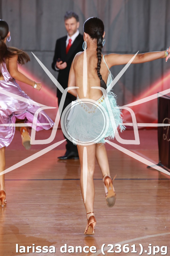 larissa dance (2361).jpg
