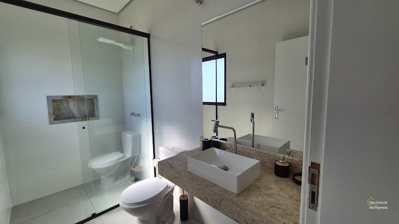 Foto 10 de Casa com 7 suítes, 2.000m² de terreno, vista para a represa à venda no Riviera de Santa Cristina XIII