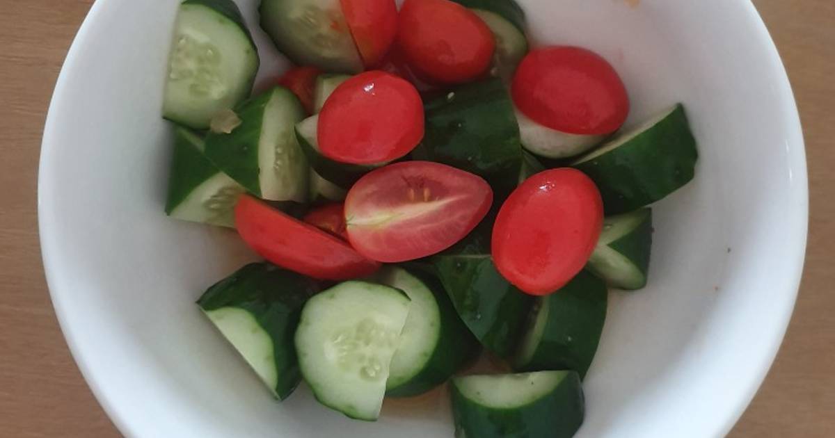 Salad dưa chuột cà chua